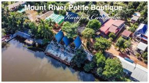 Mount River Petite Boutique